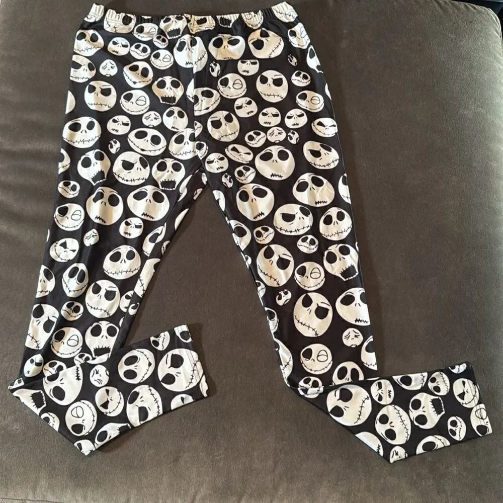 Women’s Black & White Skull Face Halloween Ankle Length Leggings Size XL NEW